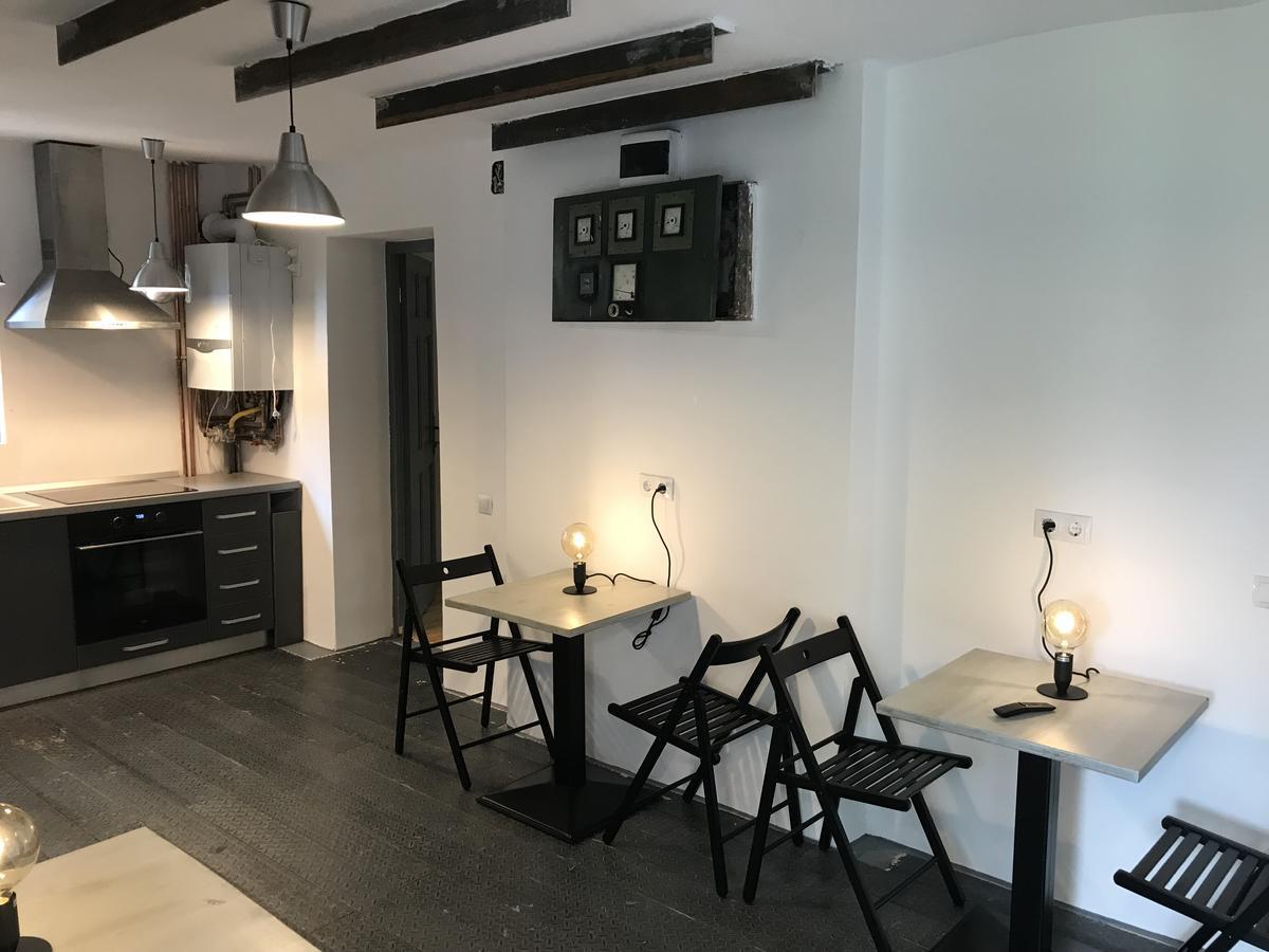 טימישוארה Passpartout Hostel מראה חיצוני תמונה