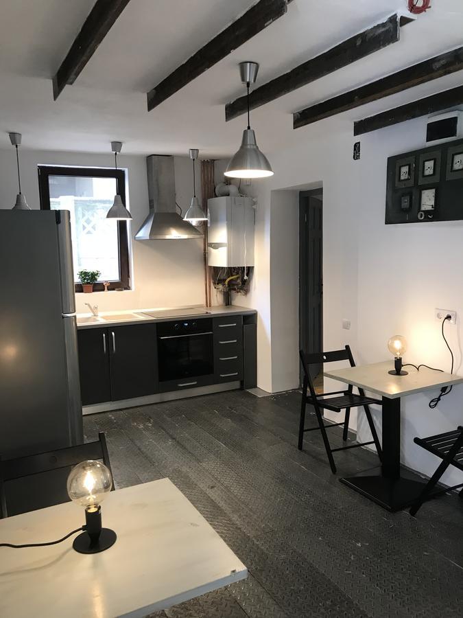 טימישוארה Passpartout Hostel מראה חיצוני תמונה