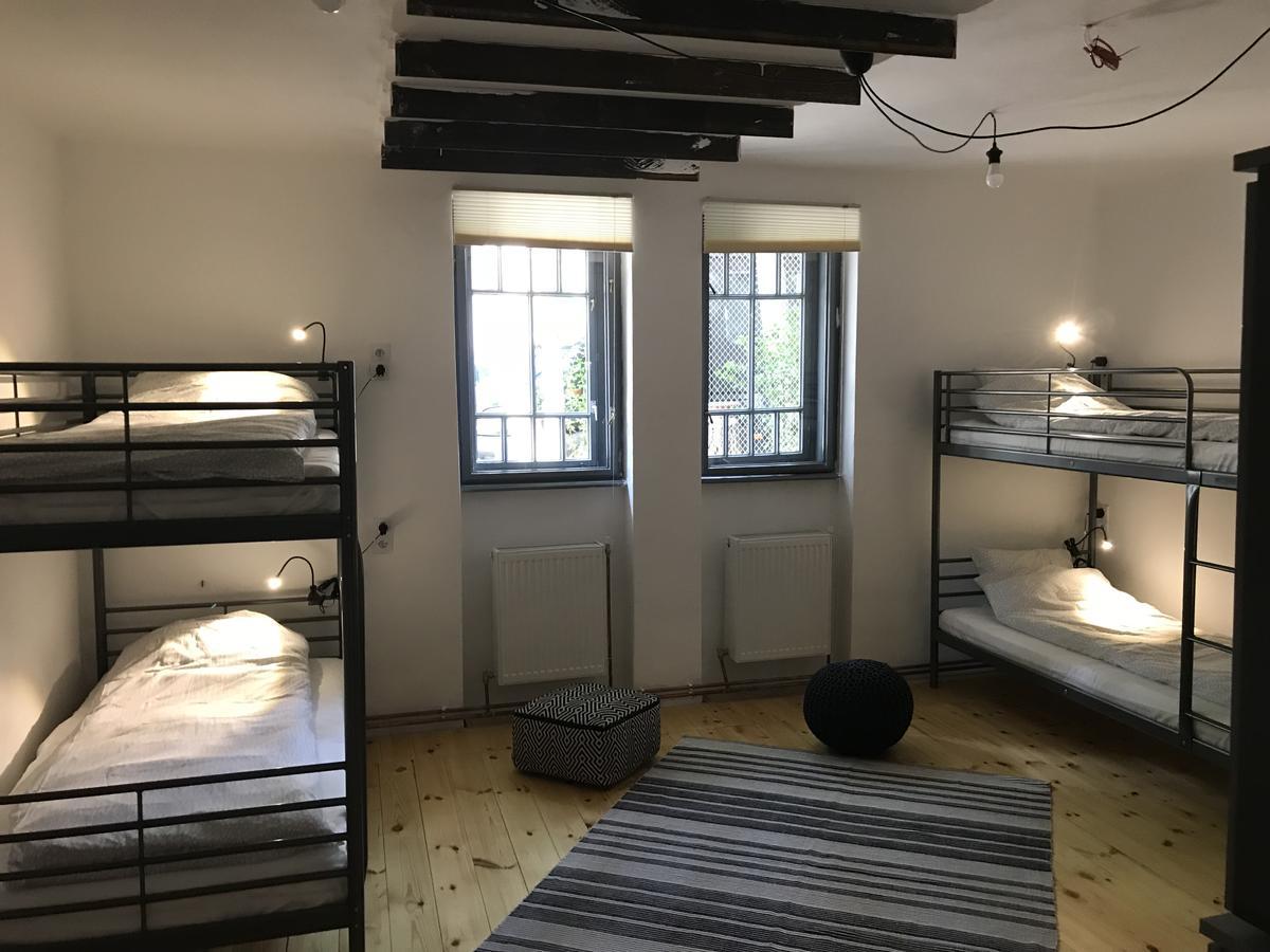 טימישוארה Passpartout Hostel מראה חיצוני תמונה