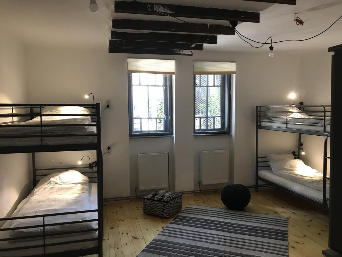 טימישוארה Passpartout Hostel מראה חיצוני תמונה