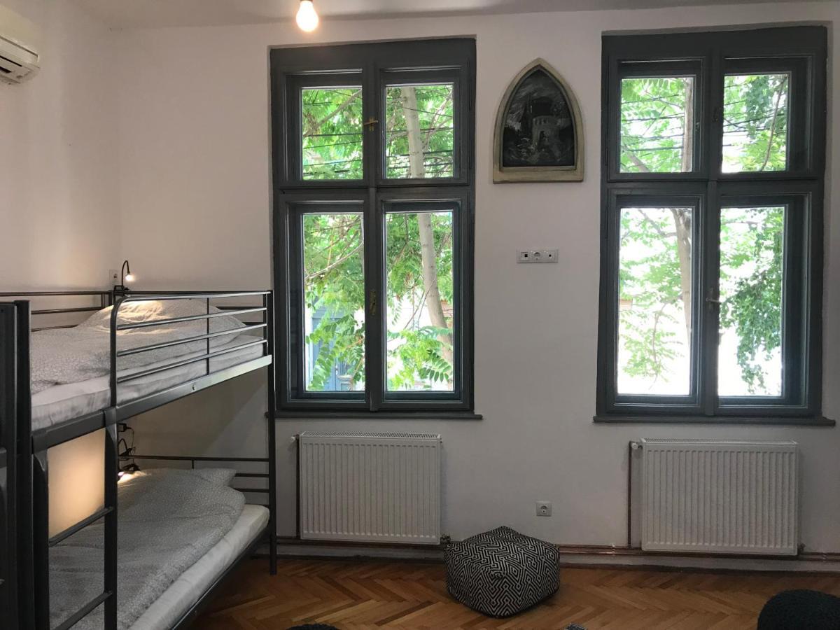 טימישוארה Passpartout Hostel מראה חיצוני תמונה